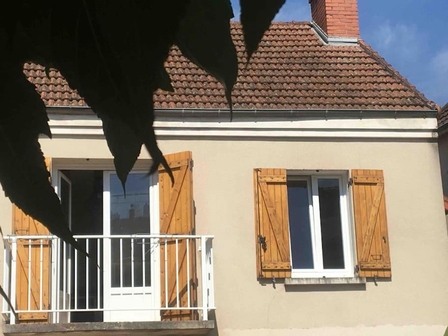 Veroliv : Superbe Appartement Renove Proche Du Centre-Ville Le Creusot Buitenkant foto